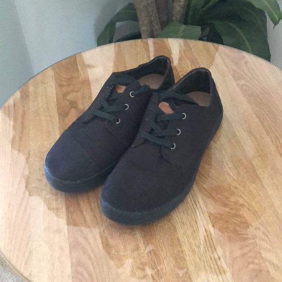 Toms Shoes - TOMS Black Sneakers